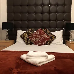 Metro Airport Guest house