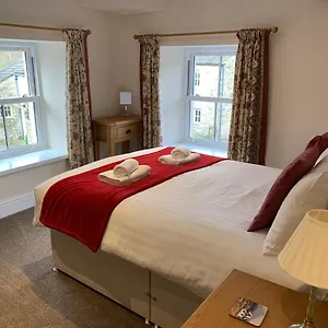 Fox And Hounds Starbotton