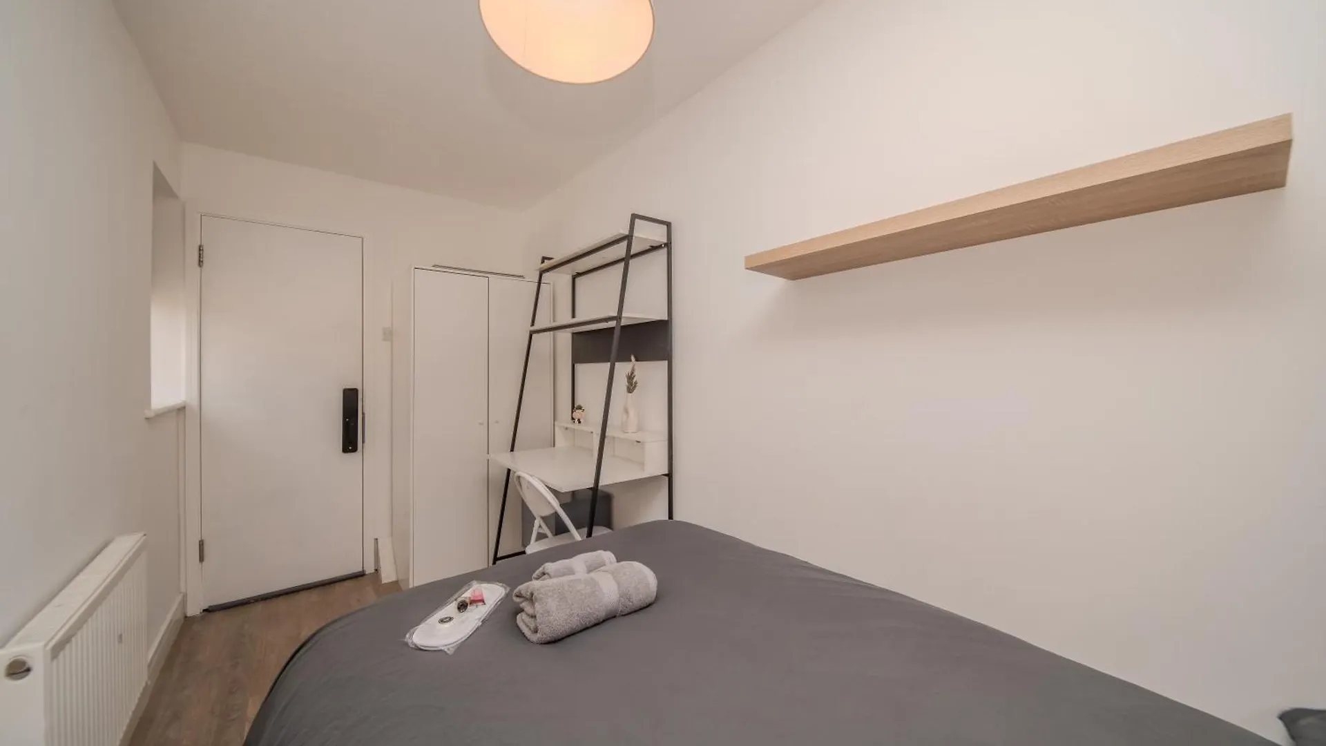 Harmonynest Parkview Elegance Hotel London Guest house