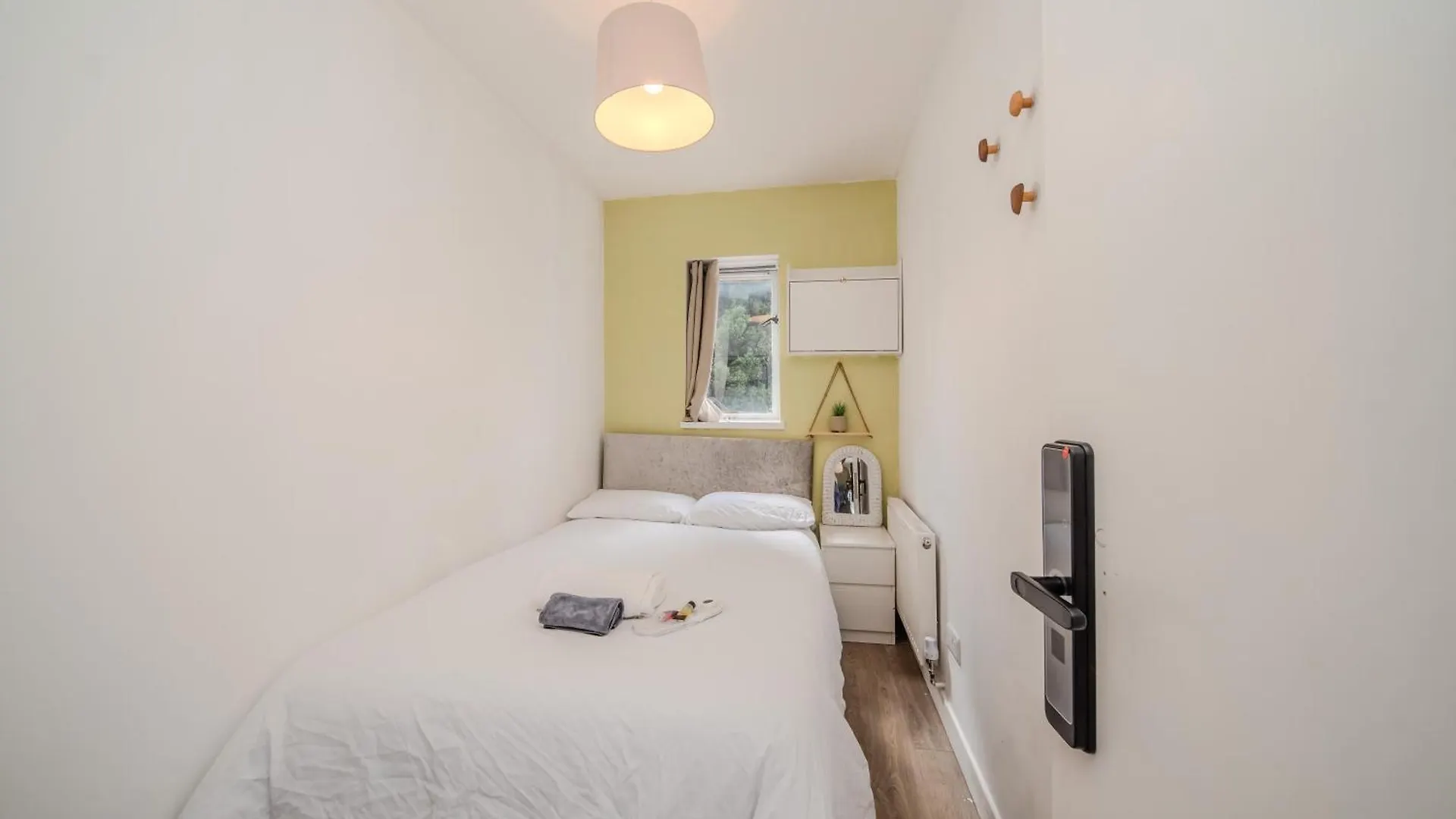 Harmonynest Parkview Elegance Hotel London Guest house