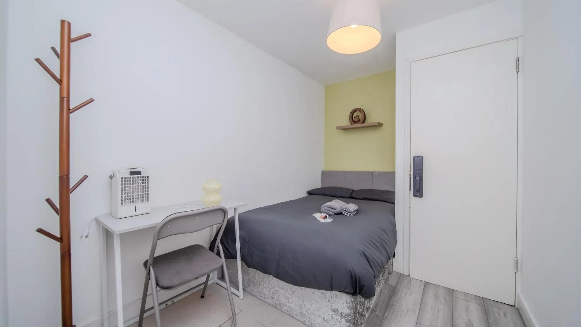 Harmonynest Parkview Elegance Hotel London Guest house