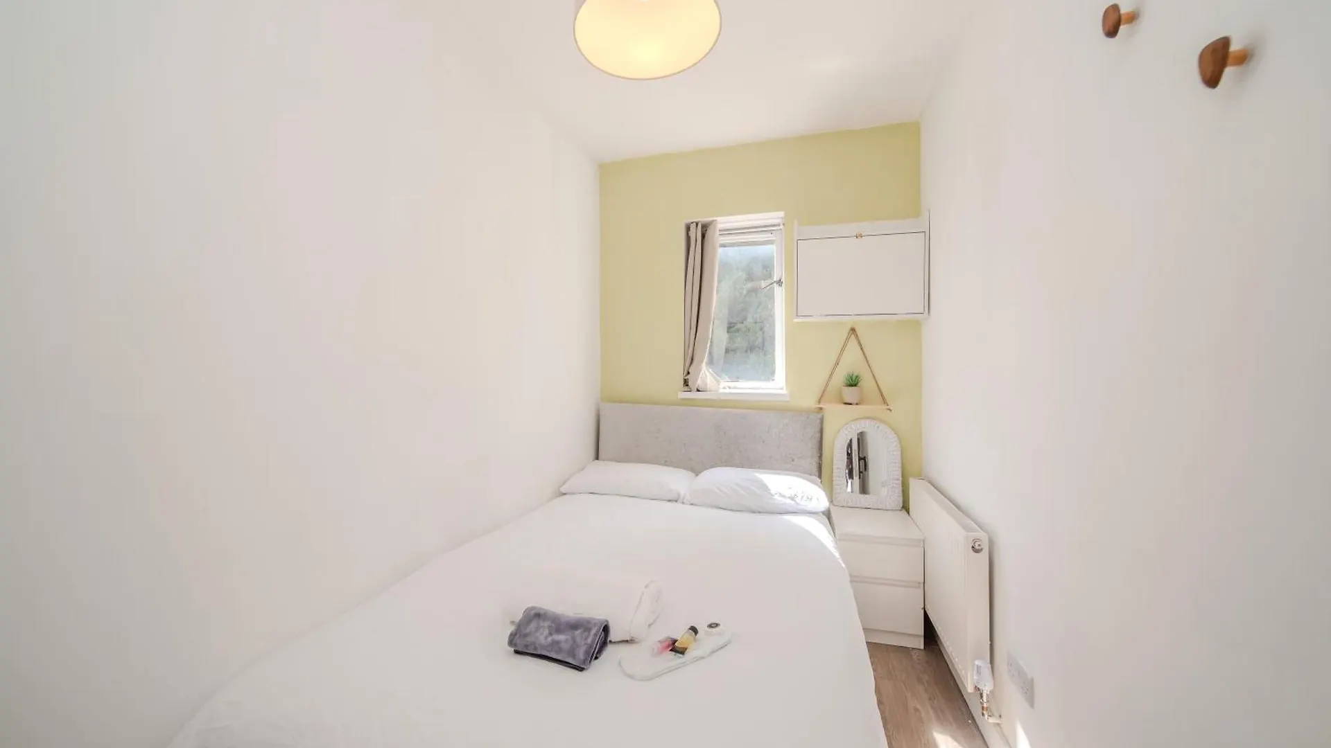 Harmonynest Parkview Elegance Hotel London 0*,